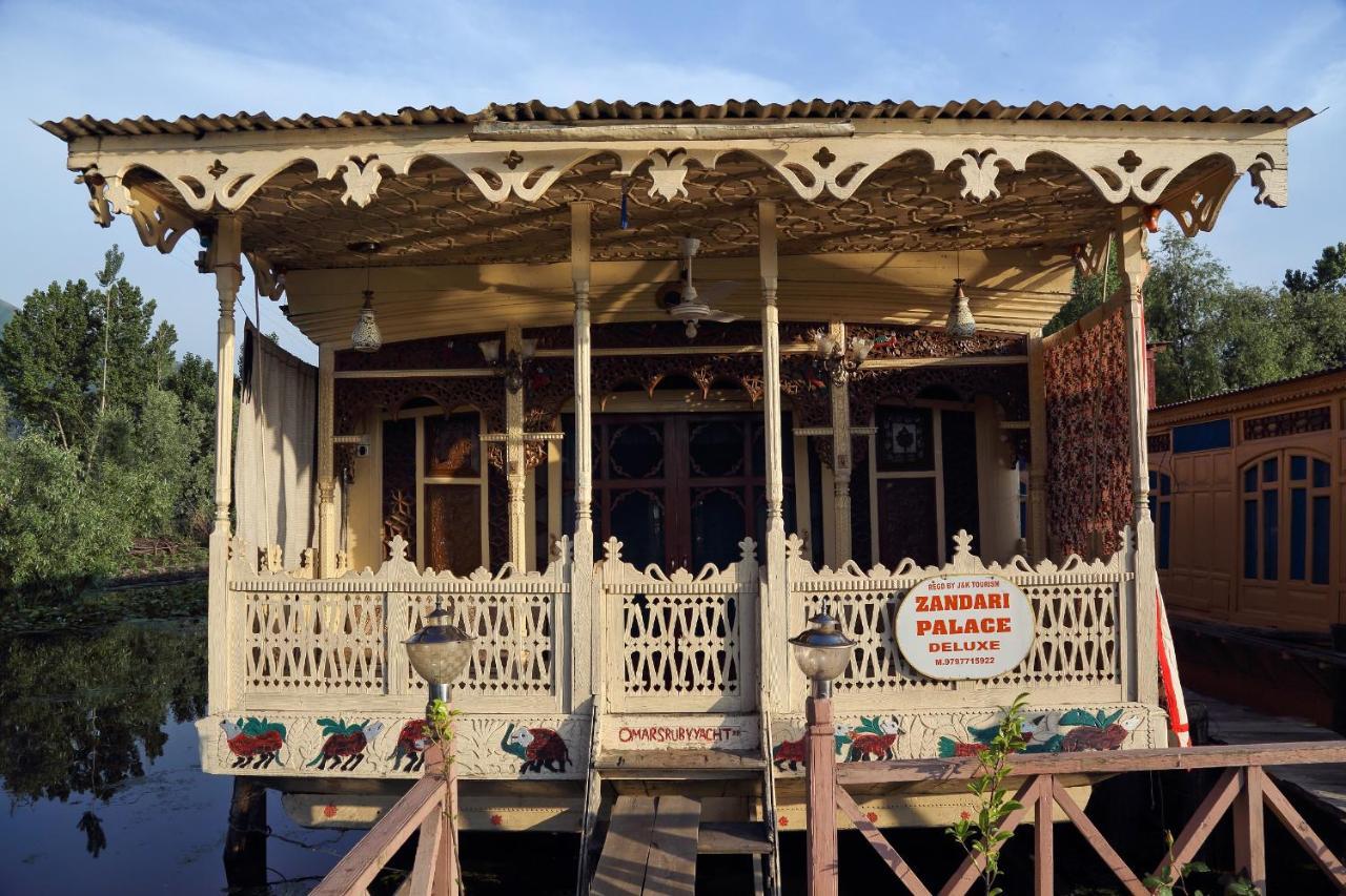 Houseboat Zaindari Palace Srīnagar Exteriör bild
